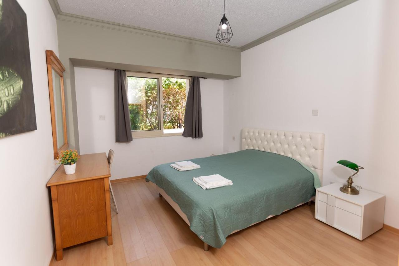 Always Welcome! Near Beach, Cml Swimming Pool Paphos Extérieur photo